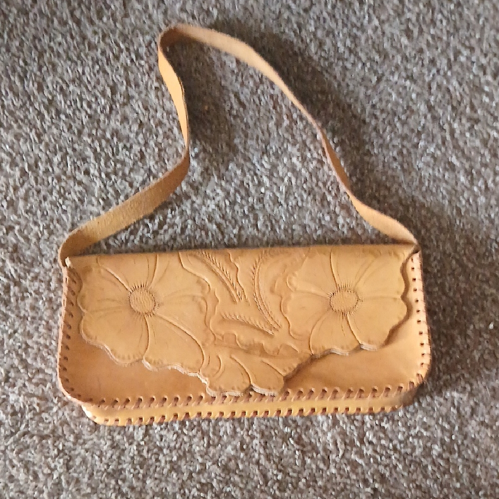 T Bags Los Angeles Floral Leather Hand Bag